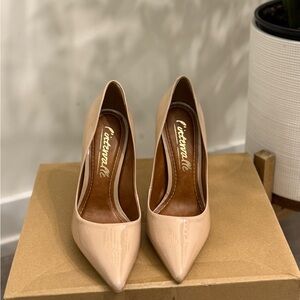 L'INTERVALLE Nude Heels